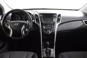 Hyundai  6