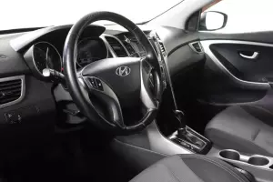 Hyundai  9