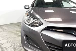 Hyundai  7