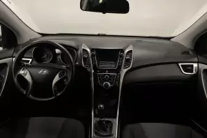 Hyundai  9