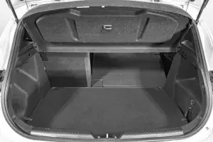 Hyundai  16