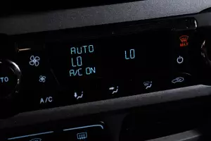 Ford  10