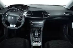 Peugeot  9