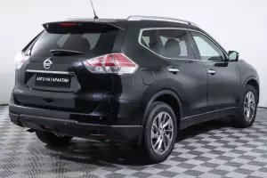 Nissan  4