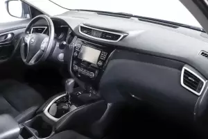 Nissan  6