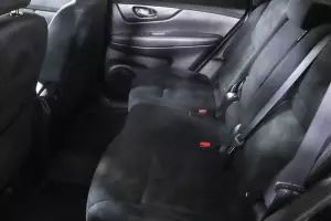 Nissan  7