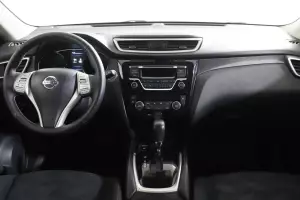 Nissan  6