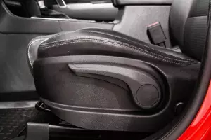Kia  8
