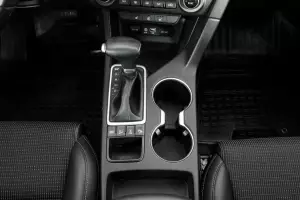 Kia  6