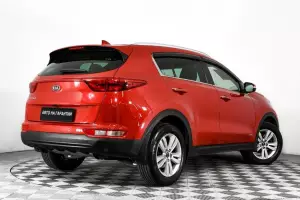 Kia  17