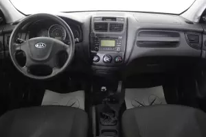 Kia  10