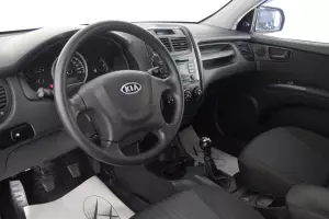 Kia  11