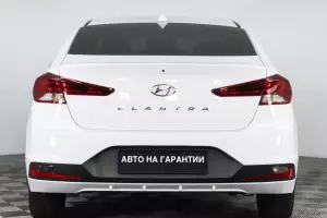 Hyundai  5