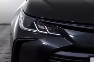 Toyota  9