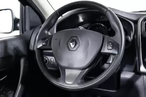 Renault  13