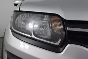 Renault  8