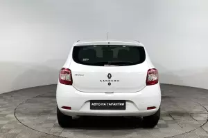 Renault  5
