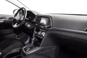 Hyundai  7