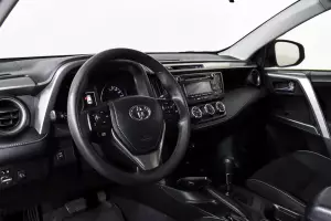 Toyota  13