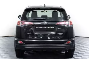 Toyota  5