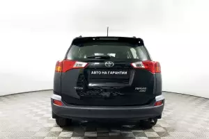 Toyota  5