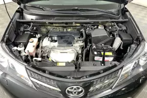 Toyota  9