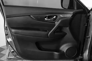 Nissan  5