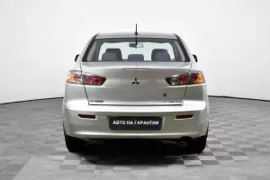 Mitsubishi  5