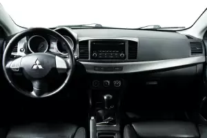 Mitsubishi  6