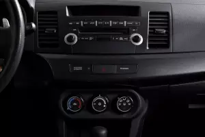 Mitsubishi  14