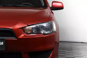 Mitsubishi  9