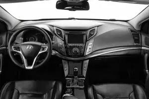 Hyundai  13