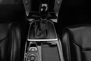 Hyundai  8
