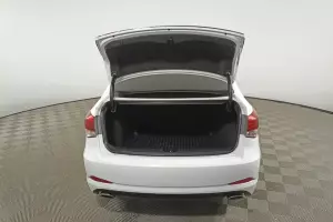 Hyundai  8
