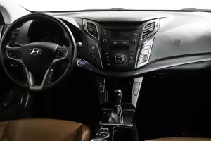 Hyundai  6