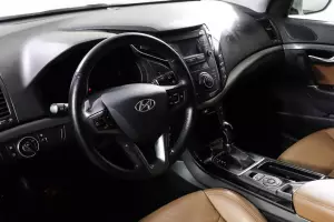 Hyundai  9