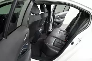 Toyota  15