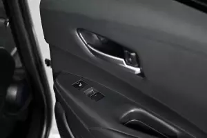 Toyota  6