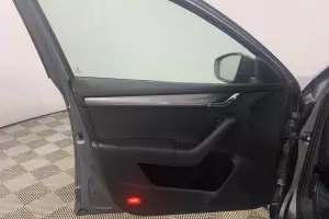 Skoda  8