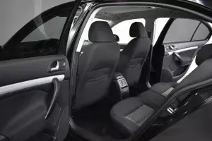 Skoda  9