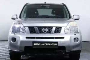 Nissan  2