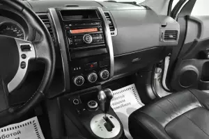 Nissan  6