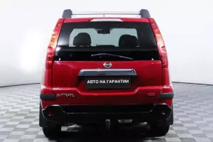 Nissan  5