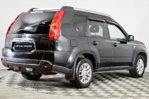 Nissan  4