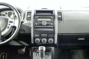 Nissan  7