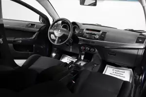 Mitsubishi  6