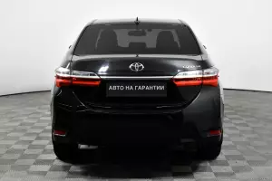 Toyota  5