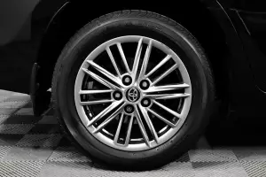 Toyota  7