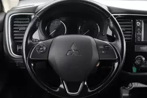 Mitsubishi  12
