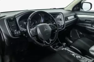 Mitsubishi  9